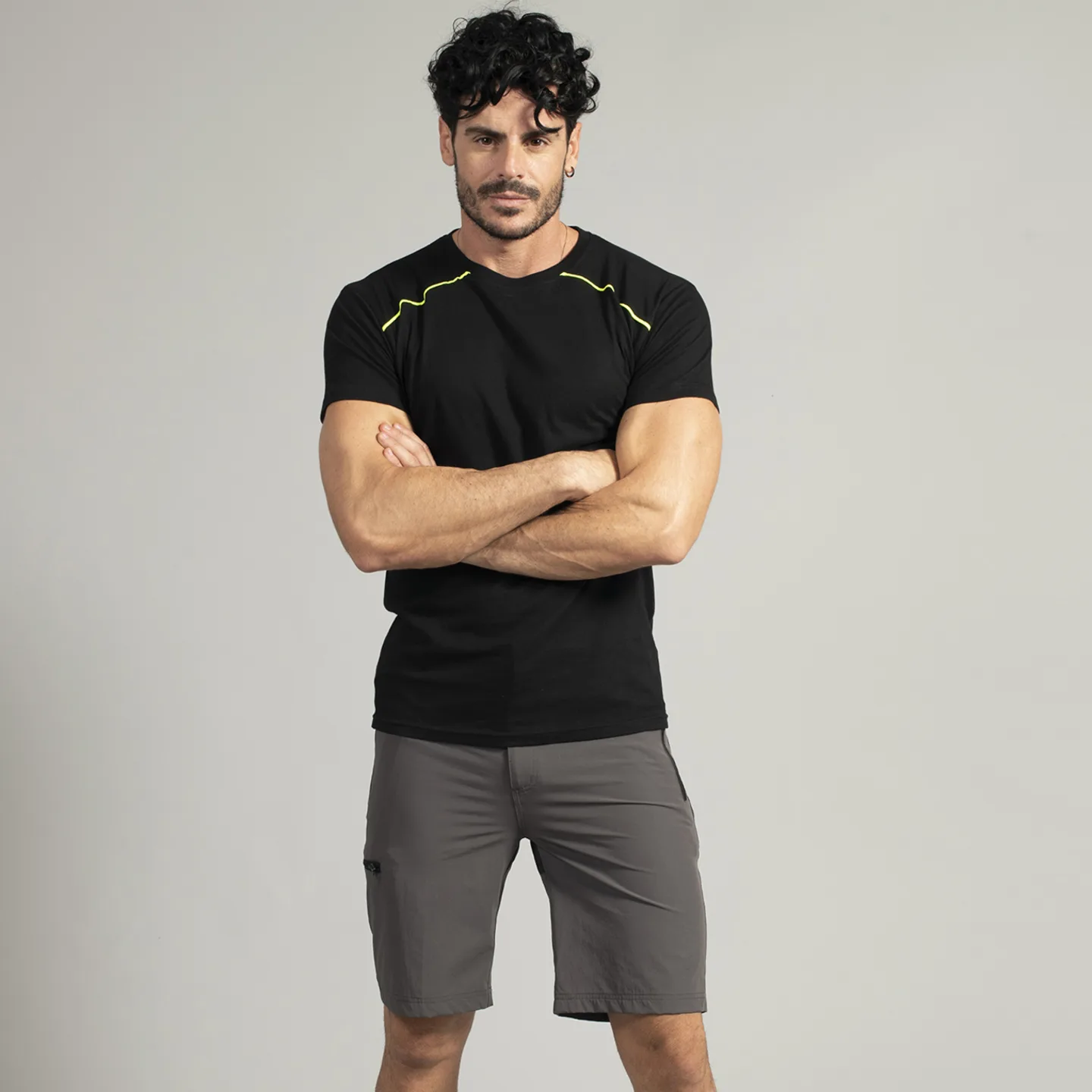 Pantalone Adamello Shorts indossato