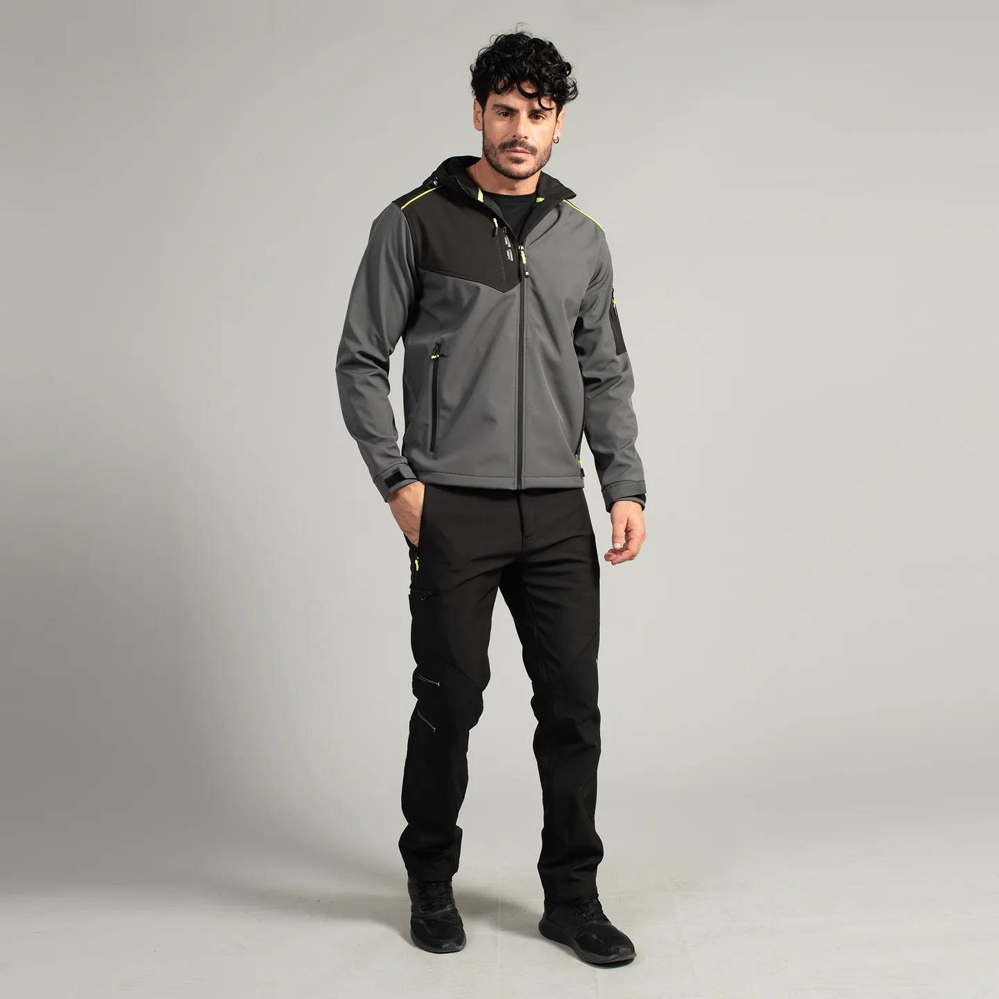 Pantalone Adamello Softshell indossato